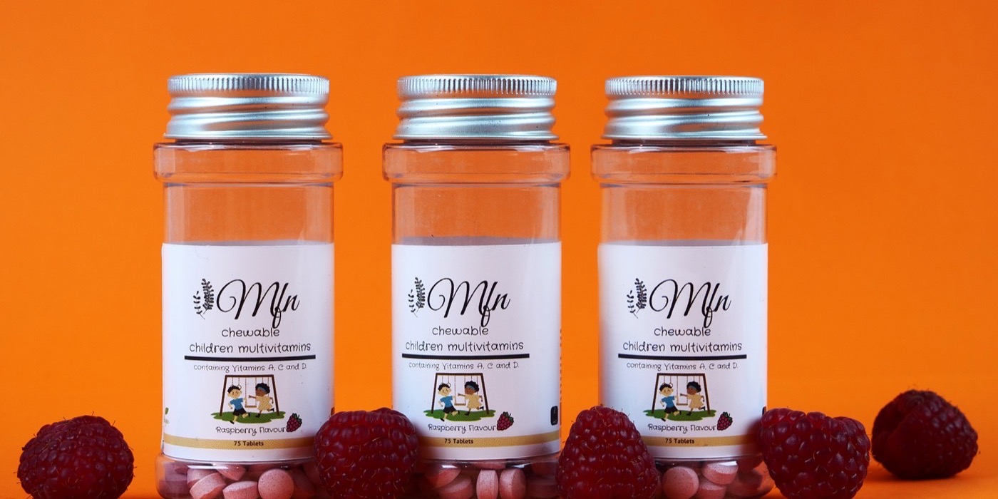 Jars of Mundo Fit Natural chewable children's multivitamins