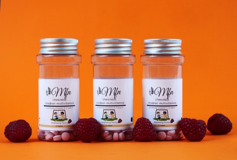 Jars of Mundo Fit Natural chewable children's multivitamins